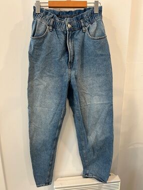 Divided Women's Boyfriend Jeans in Medium Blue Denim